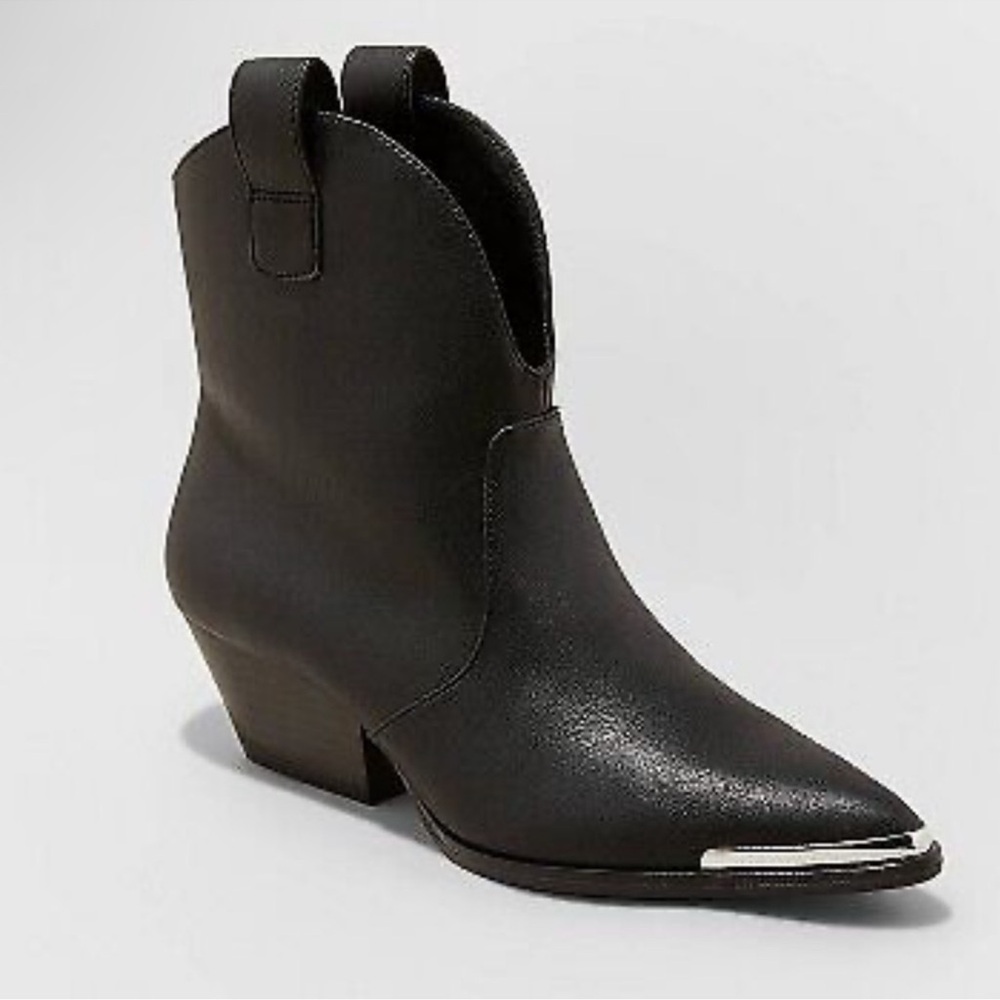 Universal Thread $40 Women's Henley Ankle Western Boots Black Memory Foam 6.5